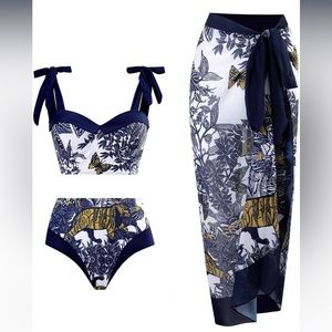 Super cute retro cute bikini with sarong wrap